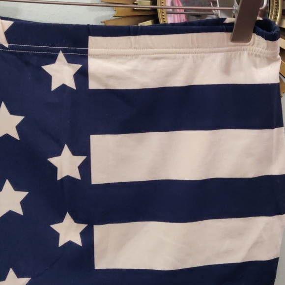 ASOS Navy blue & Ecru Stars & Stripes mini skirt - Picture 2 of 5